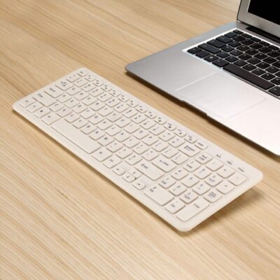 Portable 69-key wireless keyboard for PC